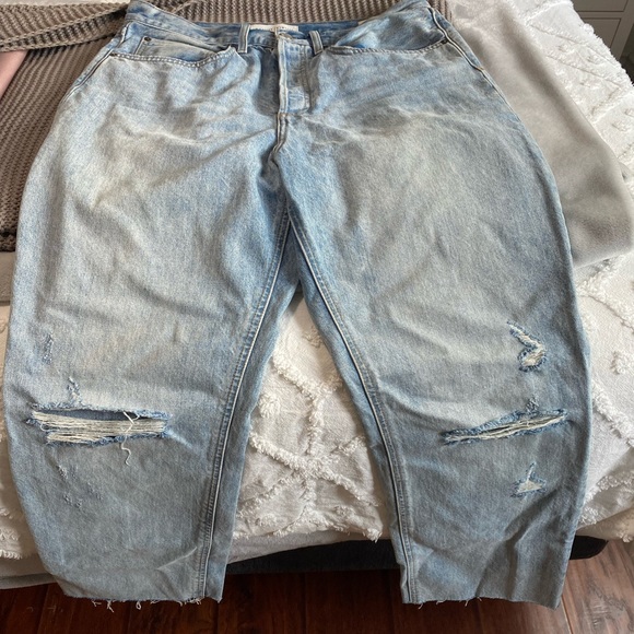 Joni Jeans - Picture 4 of 5